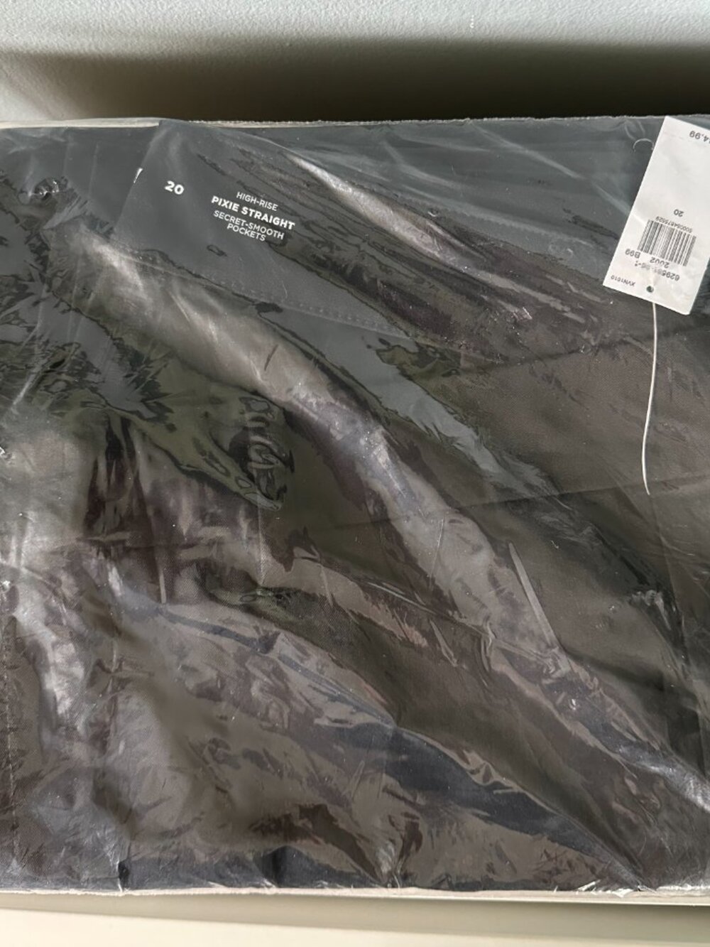 Old Navy High-Waisted Pixie Straight Pants - Size 20 NWT - Picture 2 of 2